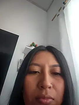 luisa16xxx online show from 05/13/26, 09:00