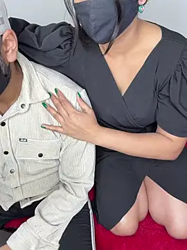 Snapshot of RupaliDixit chatting on 01/11/26, 05:20 RupaliDixit online show from 01/11/26, 05:20