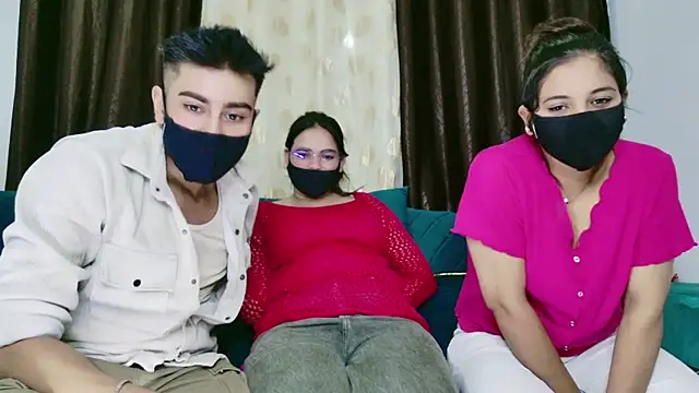 Snapshot of RupaliDixit chatting on 10/02/25, 05:16 RupaliDixit online show from 10/02/25, 05:16