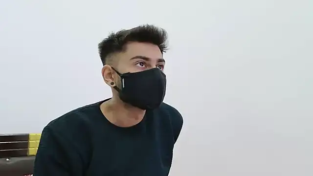 Snapshot of RupaliDixit chatting on 12/14/24, 10:13 RupaliDixit online show from 12/14/24, 10:13