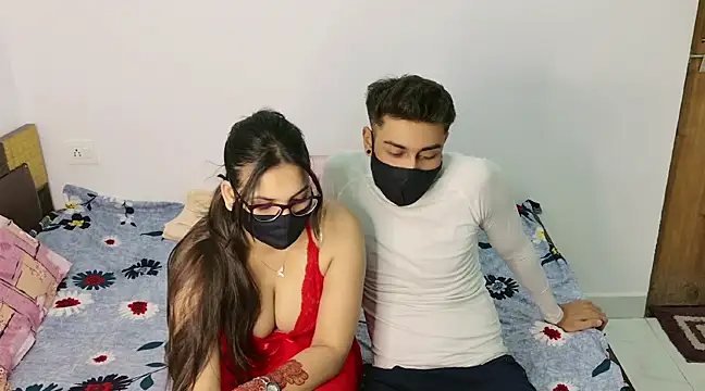 Snapshot of RupaliDixit chatting on 12/22/24, 05:10 RupaliDixit online show from 12/22/24, 05:10