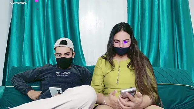 Snapshot of RupaliDixit chatting on 10/16/25, 07:22 RupaliDixit online show from 10/16/25, 07:22