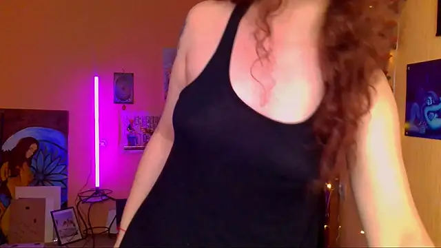 Snapshot of Jenna_Sativa chatting on 07/19/26, 11:07 Jenna Sativa online show from 07/19/26, 11:07