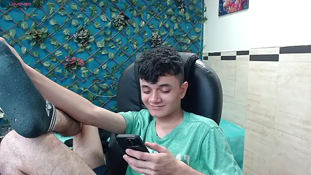 Waturox online show from 03/19/25, 12:59