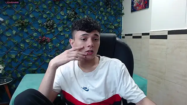 Waturox online show from 03/19/25, 07:06