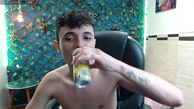 Waturox online show from 11/10/25, 07:08