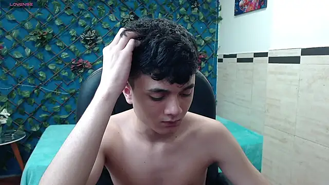 Waturox online show from 03/20/25, 01:13