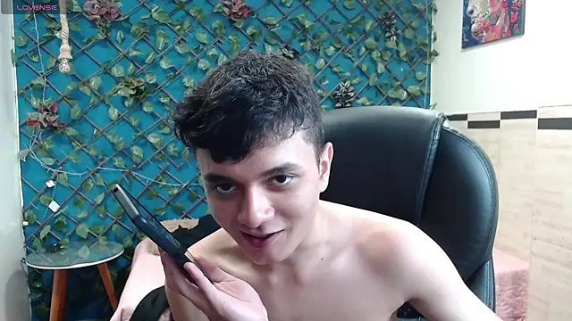 Waturox online show from 11/13/25, 07:07