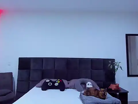 Alexander Martines online show from 10/08/25, 11:16