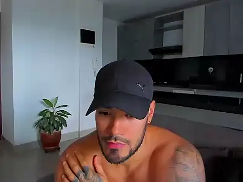 Alexander Martines online show from 09/22/25, 09:10