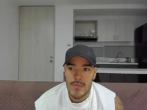 Snapshot of Alexander_Martines chatting on 07/09/26, 12:22 Alexander Martines online show from 07/09/26, 12:22