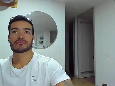 Snapshot of Alexander_Martines chatting on 07/19/26, 12:30 Alexander Martines online show from 07/19/26, 12:30