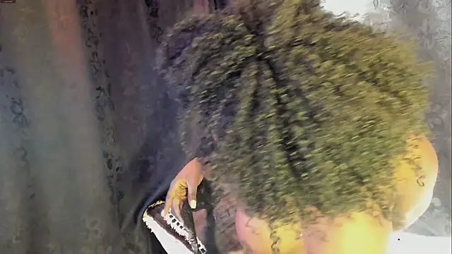 MiaKnox online show from 02/03/26, 12:10