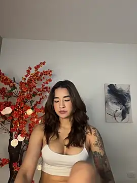 VictoriaHiill online show from 02/21/26, 05:37