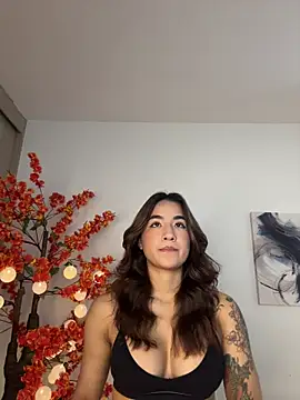 VictoriaHiill online show from 03/03/26, 04:03