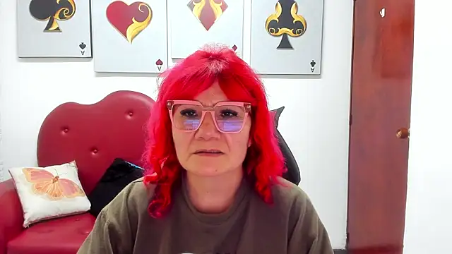 Snapshot of Salomeediaz_ chatting on 12/01/25, 09:04 Salomeediaz online show from 12/01/25, 09:04