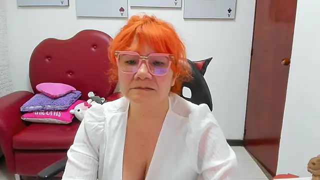 Snapshot of Salomeediaz_ chatting on 04/22/26, 09:10 Salomeediaz online show from 04/22/26, 09:10