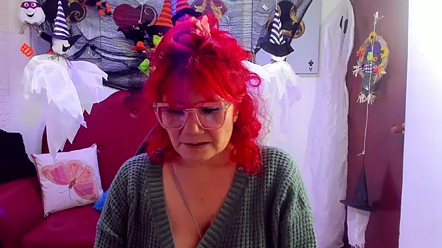 Snapshot of Salomeediaz_ chatting on 10/23/25, 09:02 Salomeediaz online show from 10/23/25, 09:02