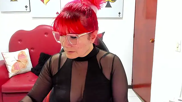 Snapshot of Salomeediaz_ chatting on 12/04/25, 09:03 Salomeediaz online show from 12/04/25, 09:03