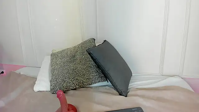 Mariapettit online show from 02/26/26, 12:05