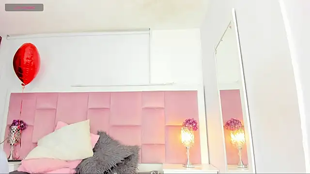 DaphneLloyd online show from 02/09/25, 02:49