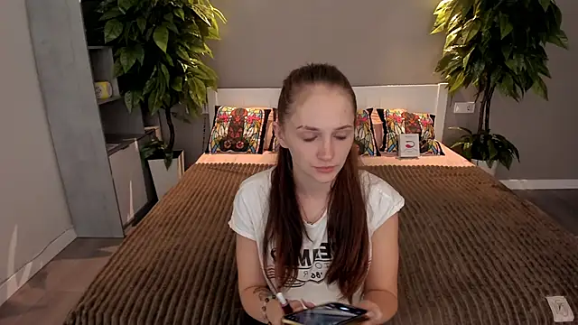 Snapshot of PamelaXX_ chatting on 09/27/25, 08:04 PamelaXX online show from 09/27/25, 08:04