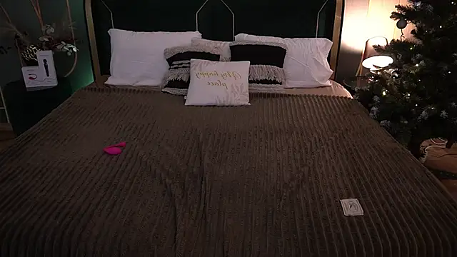 PamelaXX  online show from 12/14/25, 08:58