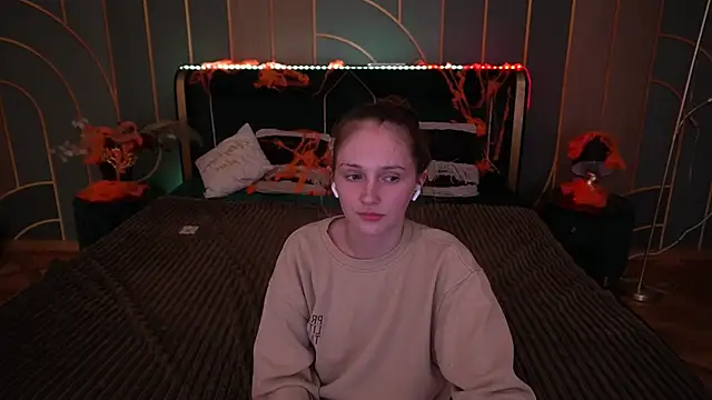 PamelaXX  online show from 10/30/25, 08:50