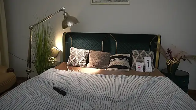 PamelaXX  online show from 05/19/26, 01:56