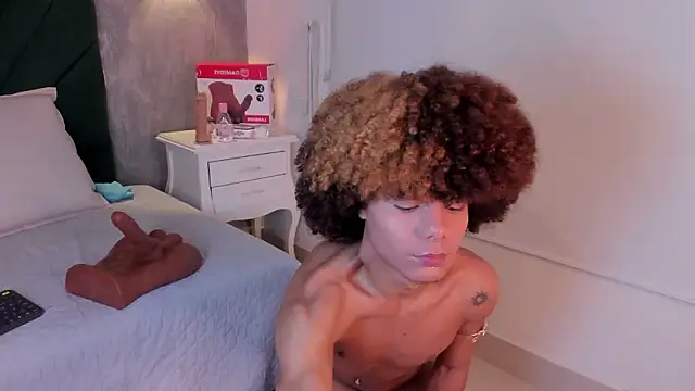 Alexiis Etereo online show from 03/12/26, 08:24