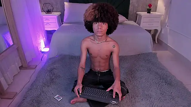 Alexiis Etereo online show from 04/16/26, 07:36