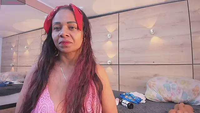 martina touss online show from 03/24/26, 01:00