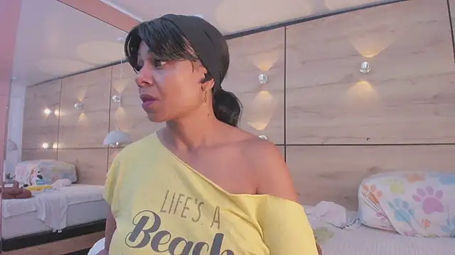 martina touss online show from 11/26/25, 12:27