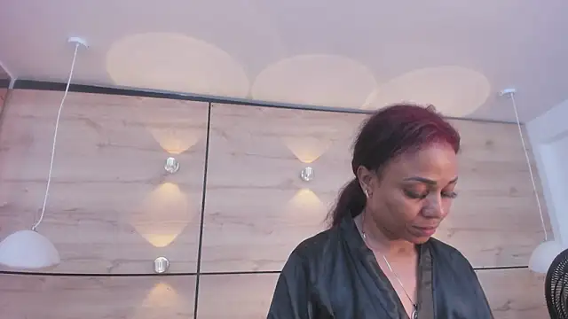 martina touss online show from 12/05/25, 12:54