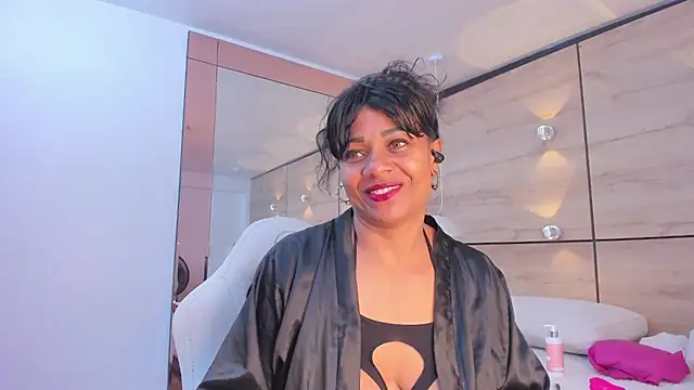 martina touss online show from 11/07/25, 11:59