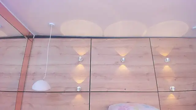 martina touss online show from 12/13/25, 08:04