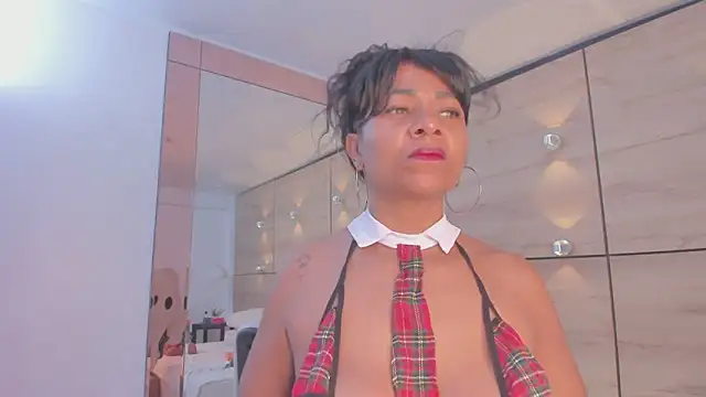 martina touss online show from 10/20/25, 11:44