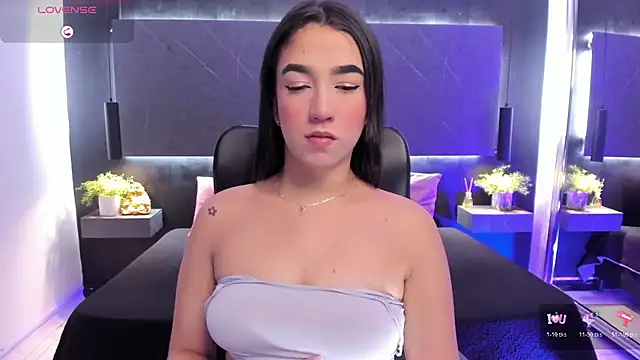 SaraaMills online show from 03/26/26, 03:38