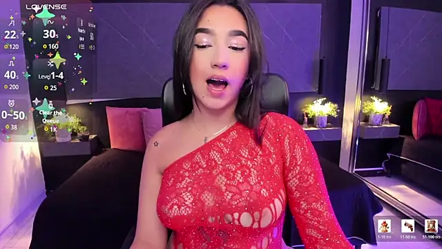 SaraaMills online show from 06/09/26, 03:51