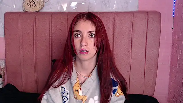 mildre303av online show from 10/22/25, 04:28