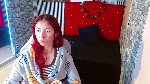 mildre303av online show from 12/04/25, 09:47