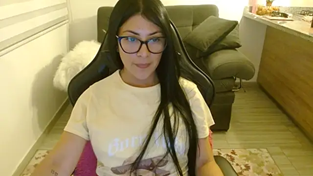 Charlotte cute18 online show from 02/07/26, 01:46