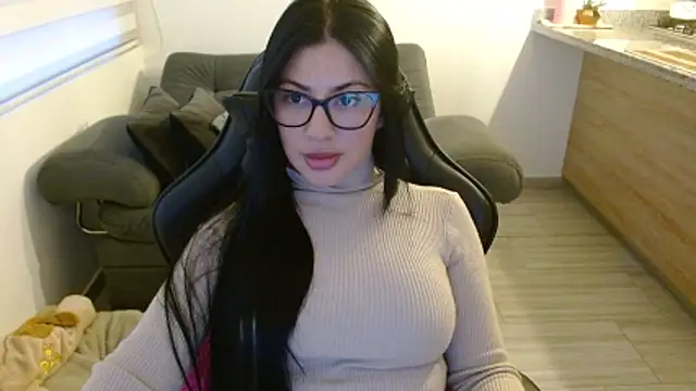 Charlotte cute18 online show from 03/18/26, 11:05