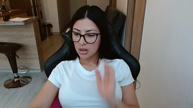 Charlotte cute18 online show from 02/26/26, 10:32