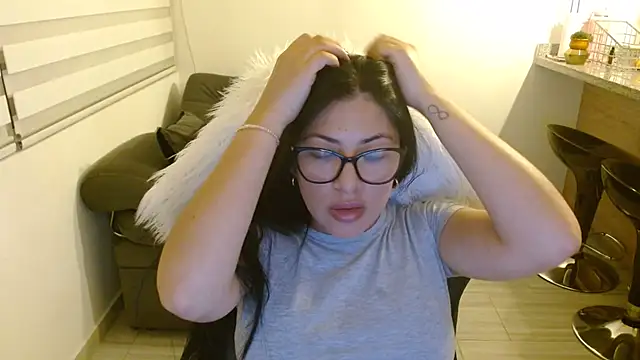 Charlotte cute18 online show from 06/23/26, 11:47
