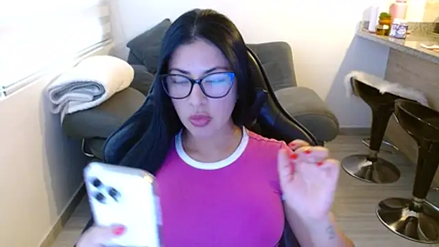 Charlotte cute18 online show from 07/09/26, 10:53
