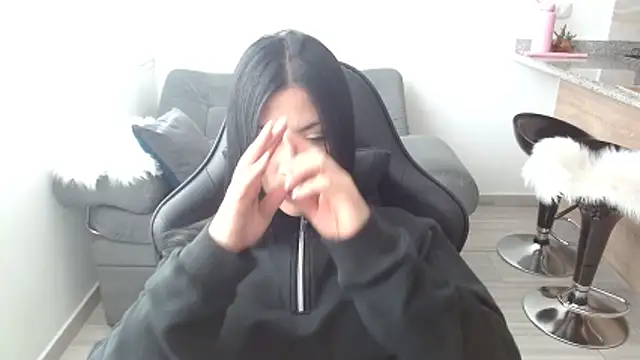 Charlotte cute18 online show from 04/10/26, 07:43