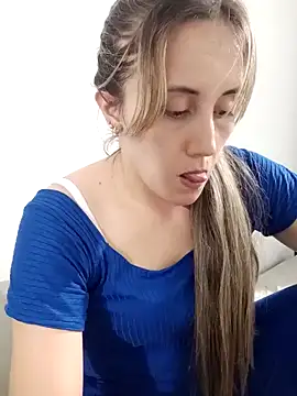 Isabel23zr online show from 12/26/24, 02:12