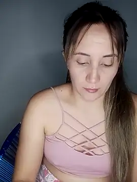 Isabel23zr online show from 03/08/25, 03:28