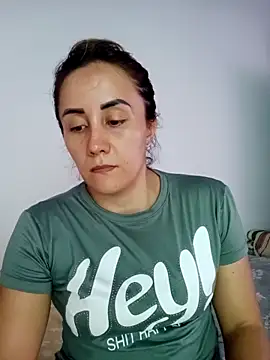 Isabel23zr online show from 11/15/25, 03:05